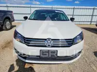 2015 Volkswagen Passat photo