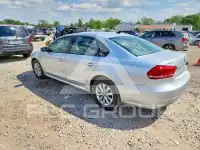2015 Volkswagen Passat photo