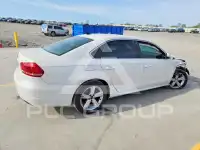 2015 Volkswagen Passat photo