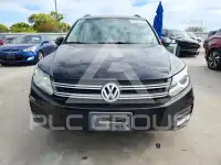 2015 Volkswagen Tiguan photo