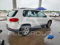 2015 Volkswagen Tiguan фото