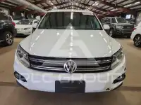 2015 Volkswagen Tiguan фото