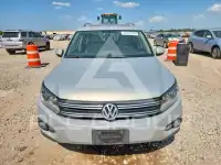 2015 Volkswagen Tiguan фото