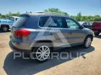 2015 Volkswagen Tiguan фото