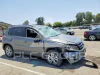 2015 Volkswagen Tiguan фото
