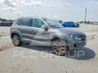 2015 Volkswagen Tiguan фото