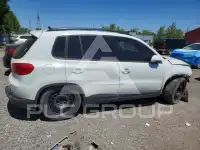2015 Volkswagen Tiguan фото