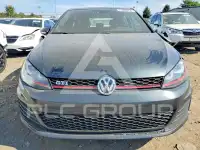 2015 Volkswagen GTI фото