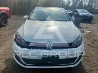 2015 Volkswagen GTI фото