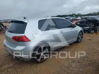 2015 Volkswagen GTI photo