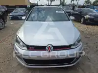 2015 Volkswagen GTI photo