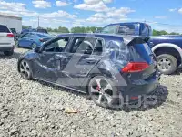2015 Volkswagen GTI фото