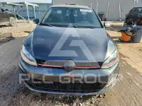2015 Volkswagen GTI фото
