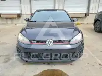 2015 Volkswagen GTI фото