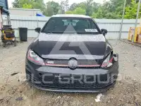 2015 Volkswagen GTI фото