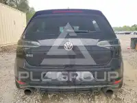 2015 Volkswagen GTI фото