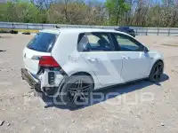 2015 Volkswagen GTI фото