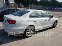 2015 Volkswagen Jetta photo