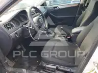 2015 Volkswagen Jetta photo