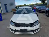 2015 Volkswagen Jetta photo