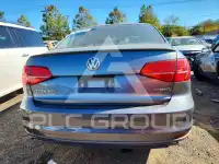 2015 Volkswagen Jetta photo