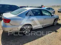 2015 Volkswagen Jetta photo
