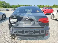 2015 Volkswagen Jetta photo