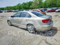 2015 Volkswagen Jetta фото