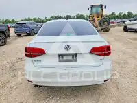 2015 Volkswagen Jetta photo