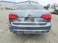 2015 Volkswagen Jetta photo