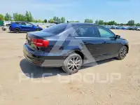 2015 Volkswagen Jetta photo