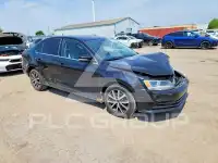 2015 Volkswagen Jetta photo