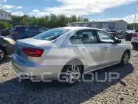 2015 Volkswagen Jetta photo