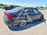 2015 Volkswagen Jetta photo