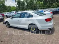 2015 Volkswagen Jetta photo