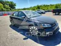 2015 Volkswagen Jetta photo