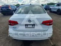 2015 Volkswagen Jetta фото