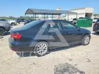 2015 Volkswagen Jetta photo