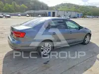 2015 Volkswagen Jetta photo