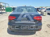 2015 Volkswagen Jetta photo
