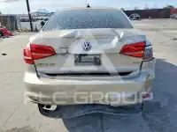 2015 Volkswagen Jetta photo