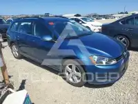 2015 Volkswagen GOLF photo