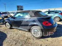 2015 Volkswagen BEETLE photo