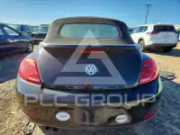2015 Volkswagen BEETLE photo
