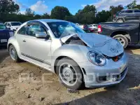2015 Volkswagen BEETLE фото