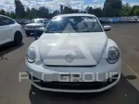 2015 Volkswagen BEETLE фото