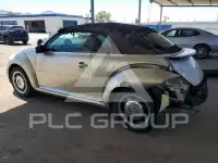 2015 Volkswagen BEETLE фото