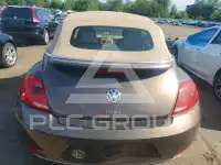 2015 Volkswagen BEETLE фото
