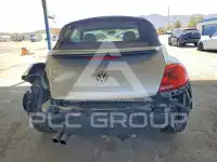 2015 Volkswagen BEETLE фото