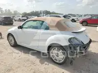 2015 Volkswagen BEETLE photo